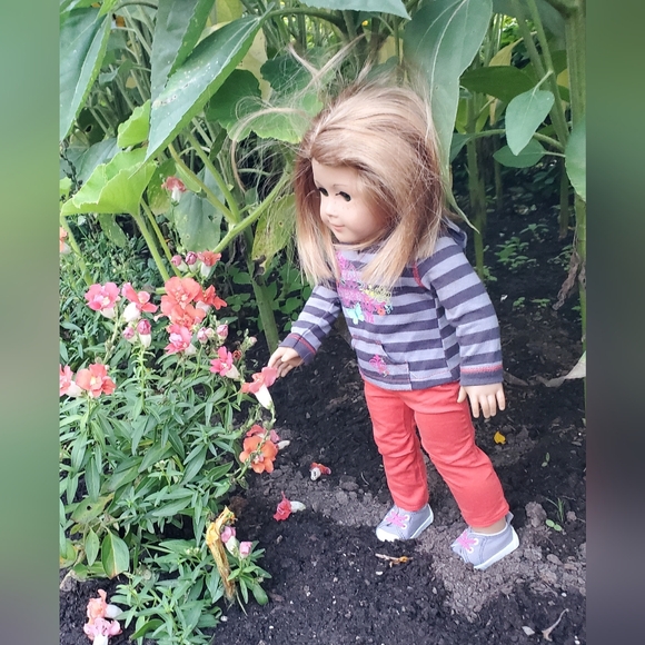 American Girl Butterfly Hoodie Doll Outfit, Doll Not Included - Picture 5 of 10